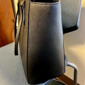 Tory Burch - Emerson Tote Large Black Leather